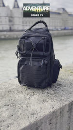 Load and play video in Gallery viewer, Shoulder bag 15 liters
